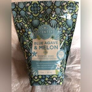 NEW Scentsy Blue Agave & Melon Bath Soak